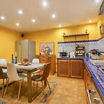 Casa Carmen * La Matanza De Acentejo